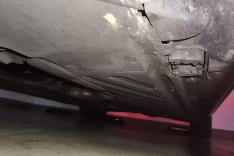 Used Mercedes-Benz C-Class 2018 C 200 L Sport Edition Chassis Front Left