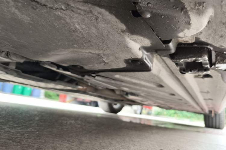 Used Mercedes-Benz C-Class 2018 C 200 L Sport Edition Chassis Front Left