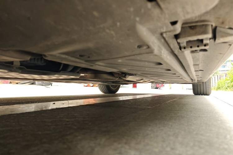 Used Mercedes-Benz C-Class 2018 C 200 L Sport Edition Chassis Front Left