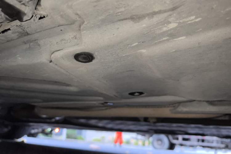 Used Mercedes-Benz C-Class 2018 C 200 L Sport Edition Chassis Front Right