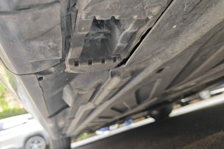 Used Mercedes-Benz C-Class 2018 C 200 Sport Edition Chassis Rear Left