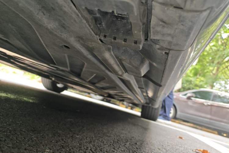 Used Mercedes-Benz C-Class 2018 C 200 Sport Edition Chassis Rear Right
