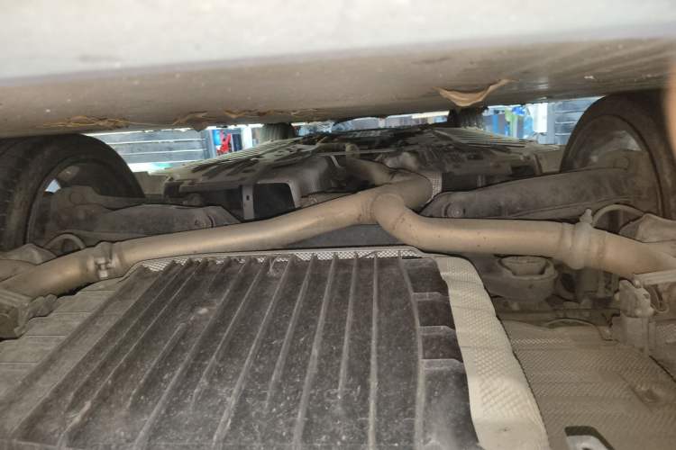Used Mercedes-Benz C-Class 2018 C 200 L Chassis Rear