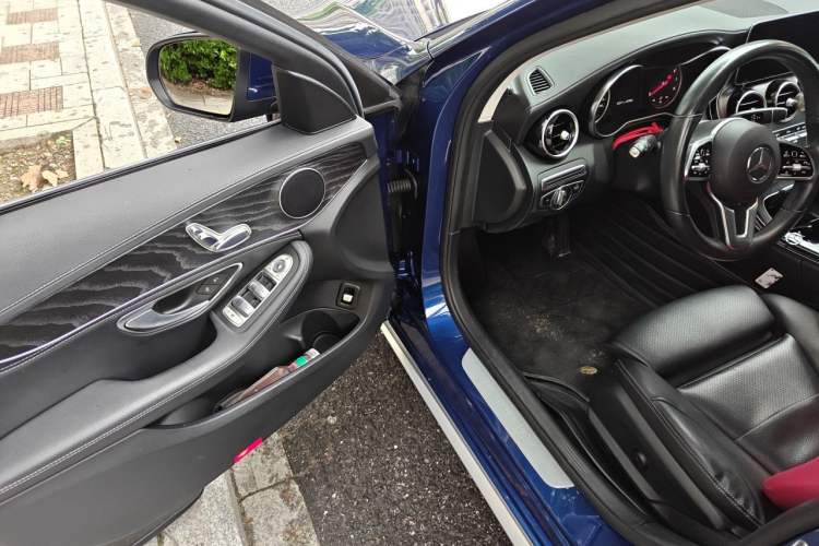 Used Mercedes-Benz C-Class 2018 C 180 L Fashion Edition Sport Version Driver Seat
