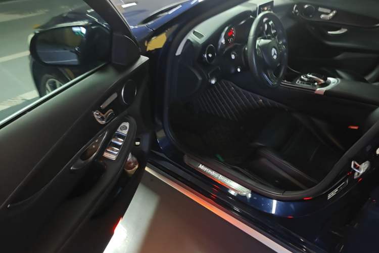 Used Mercedes-Benz C-Class 2018 C 200 L Sport Edition Driver Seat