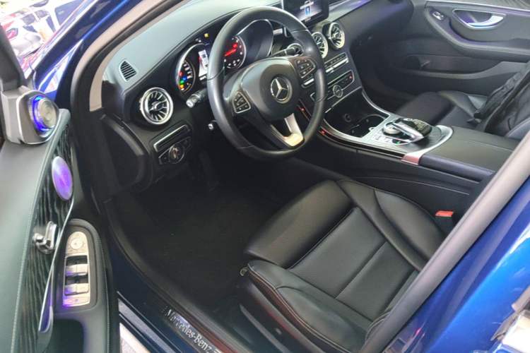 Used Mercedes-Benz C-Class 2018 C 180 L Fashion Edition Sport Version Driver Seat