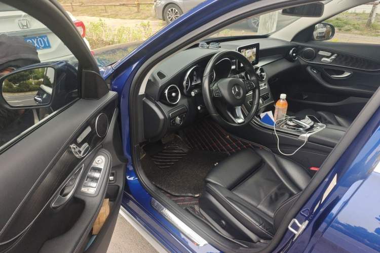 Used Mercedes-Benz C-Class 2018 C 200 L Sport Edition Driver Seat