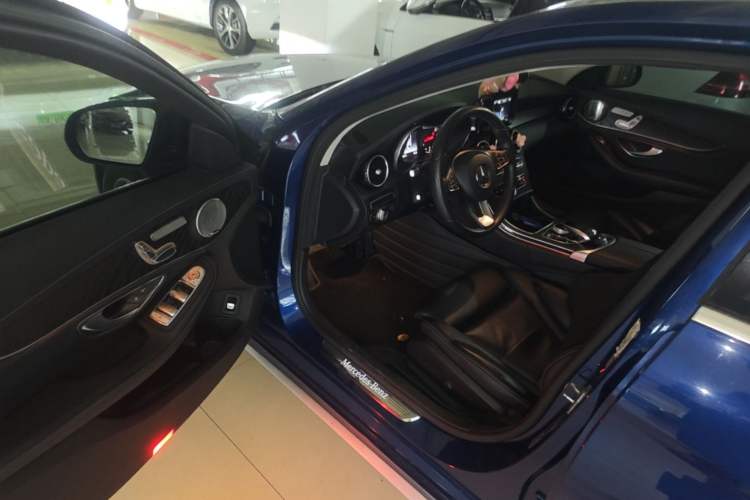 Used Mercedes-Benz C-Class 2018 C 200 L Sport Edition Driver Seat