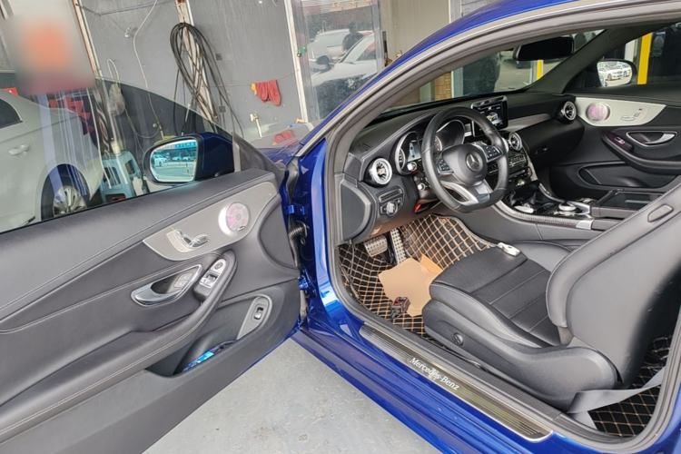 Used Mercedes-Benz C-Class 2018 C 200 4MATIC Coupe Driver Seat