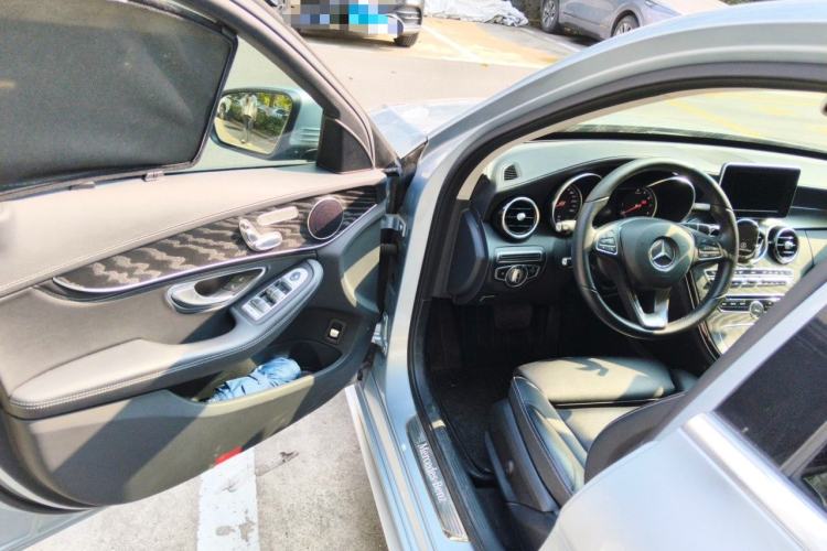 Used Mercedes-Benz C-Class 2018 C 200 L Sport Edition Driver Seat