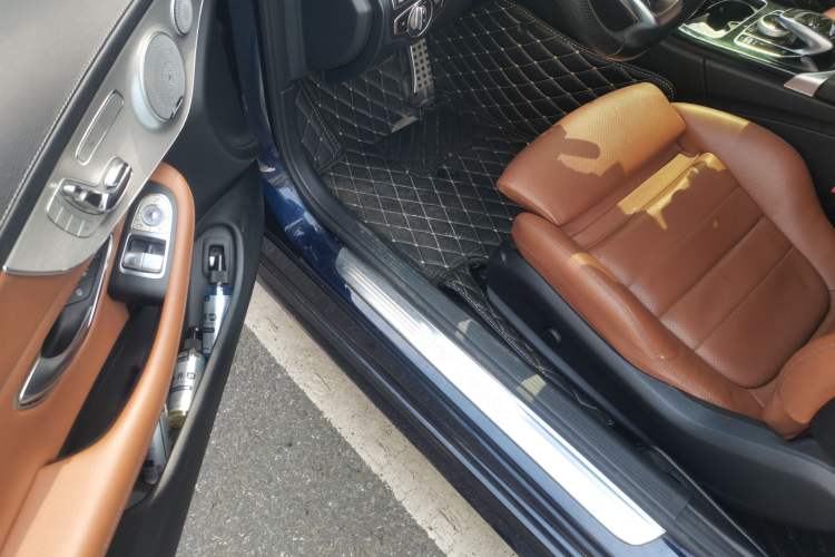 Used Mercedes-Benz C-Class 2018 C 200 Coupe Driver Seat
