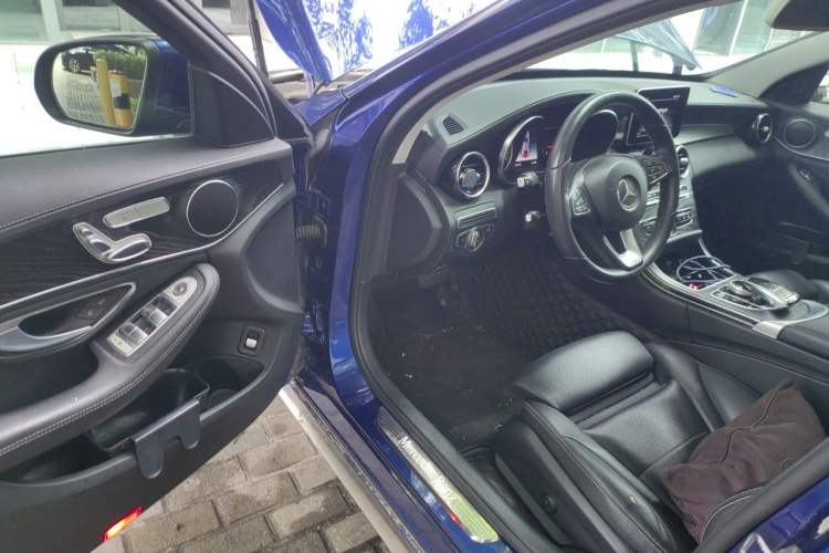 Used Mercedes-Benz C-Class 2018 C 200 L Sport Edition Driver Seat
