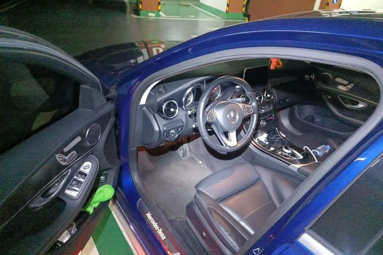 Used Mercedes-Benz C-Class 2018 C 200 L Sport Edition Driver Seat