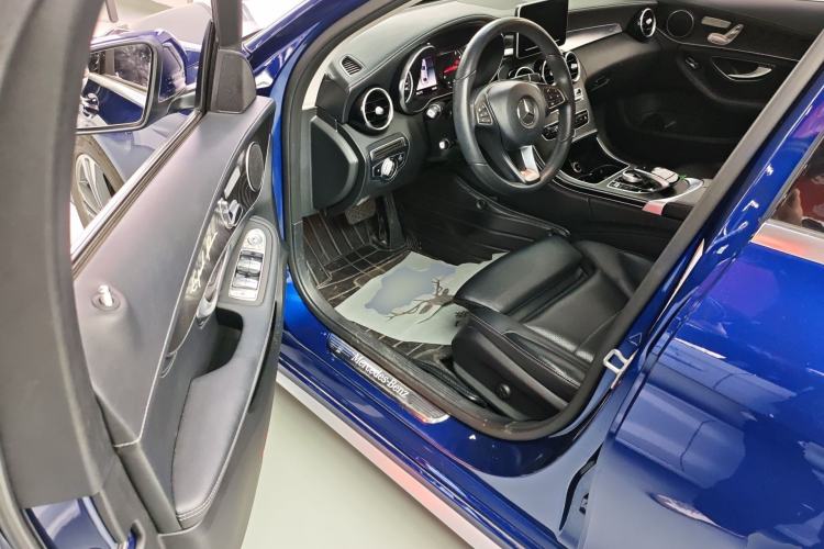 Used Mercedes-Benz C-Class 2018 C 200 L Sport Edition Driver Seat