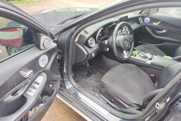 Used Mercedes-Benz C-Class 2018 C 180 L Fashion Edition Sport Version Driver Seat
