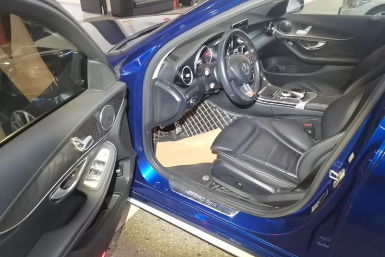 Used Mercedes-Benz C-Class 2018 C 180 L Fashion Edition Sport Version Driver Seat