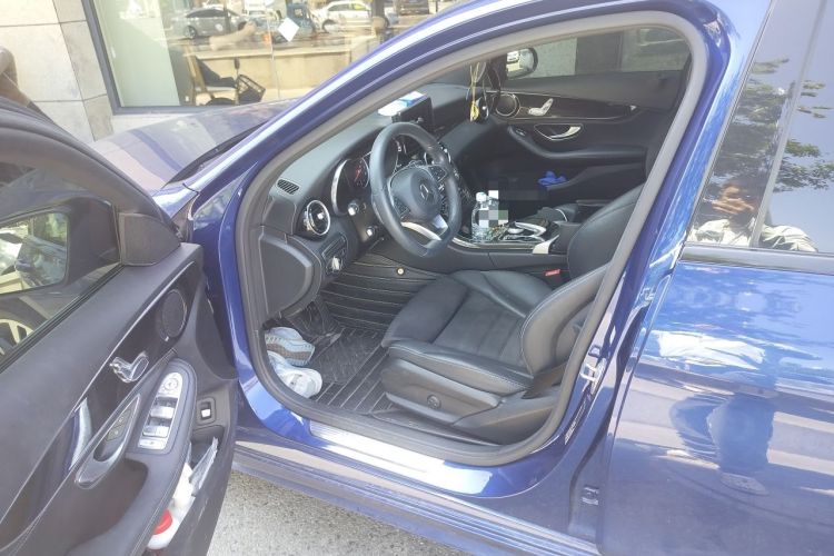 Used Mercedes-Benz C-Class 2018 C 200 Sport Edition Driver Seat