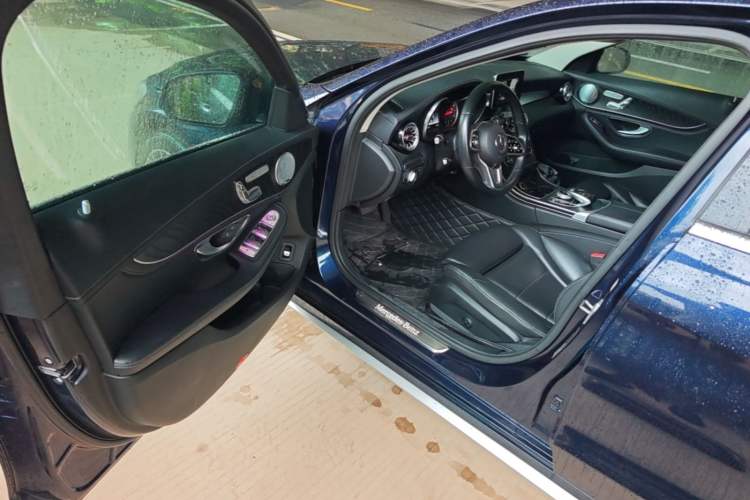 Used Mercedes-Benz C-Class 2018 C 200 L Sport Edition Driver Seat