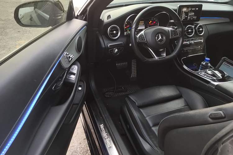 Used Mercedes-Benz C-Class 2018 C 200 Coupe Driver Seat