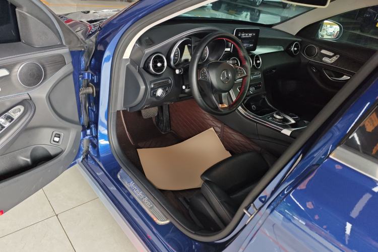 Used Mercedes-Benz C-Class 2018 C 200 L Sport Edition Driver Seat