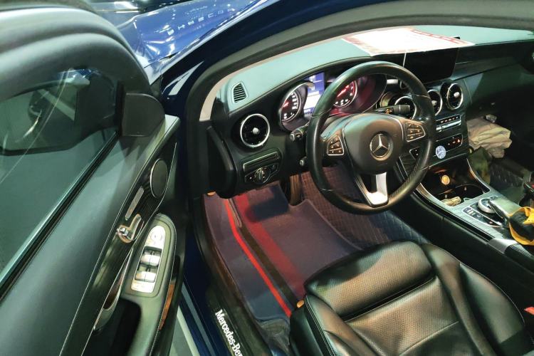 Used Mercedes-Benz C-Class 2018 C 200 L Sport Edition Driver Seat