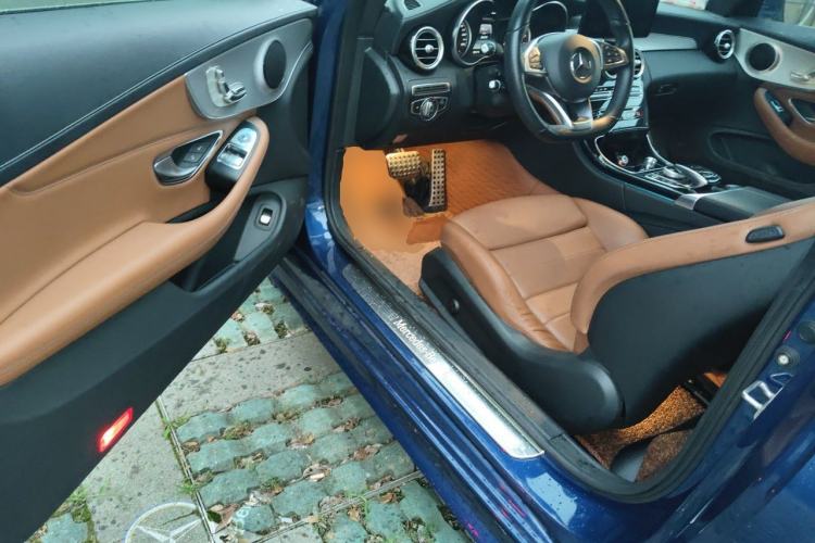 Used Mercedes-Benz C-Class 2018 C 200 Coupe Driver Seat