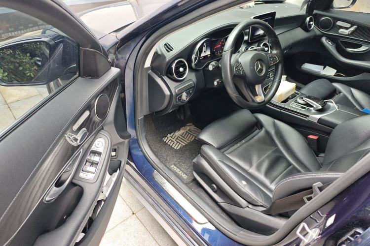 Used Mercedes-Benz C-Class 2018 C 200 L Sport Edition Driver Seat