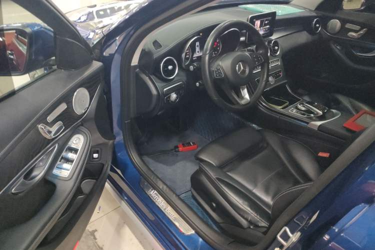 Used Mercedes-Benz C-Class 2018 C 200 L Sport Edition Driver Seat