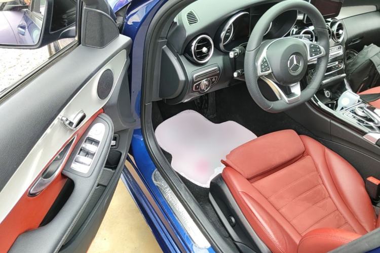 Used Mercedes-Benz C-Class 2018 C 200 Sport Edition Driver Seat