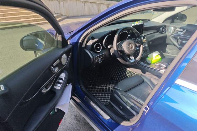 Used Mercedes-Benz C-Class 2018 C 200 Achievement Special Edition Driver Seat