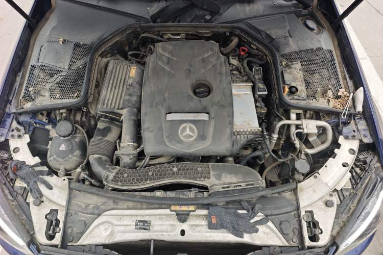 Used Mercedes-Benz C-Class 2018 C 180 L Dynamic Sports Edition Engine Bay