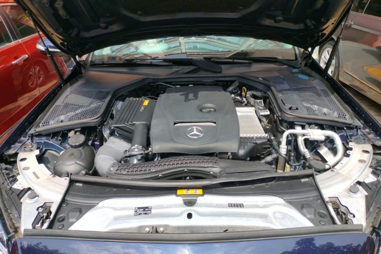 Used Mercedes-Benz C-Class 2018 C 200 L Sport Edition Engine Bay
