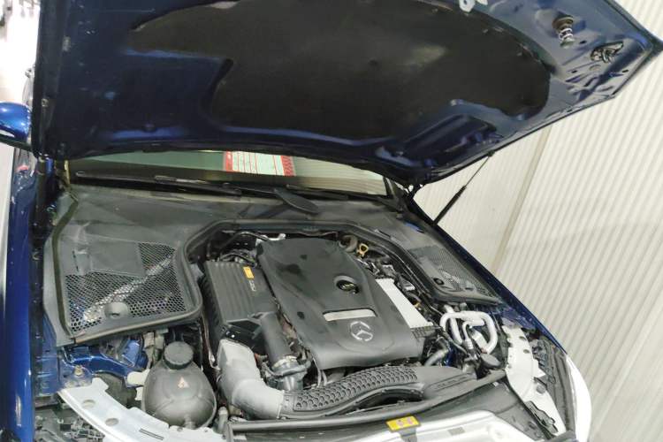 Used Mercedes-Benz C-Class 2018 C 200 L Sport Edition Engine Bay