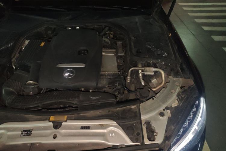 Used Mercedes-Benz C-Class 2018 C 200 L Engine Bay Left