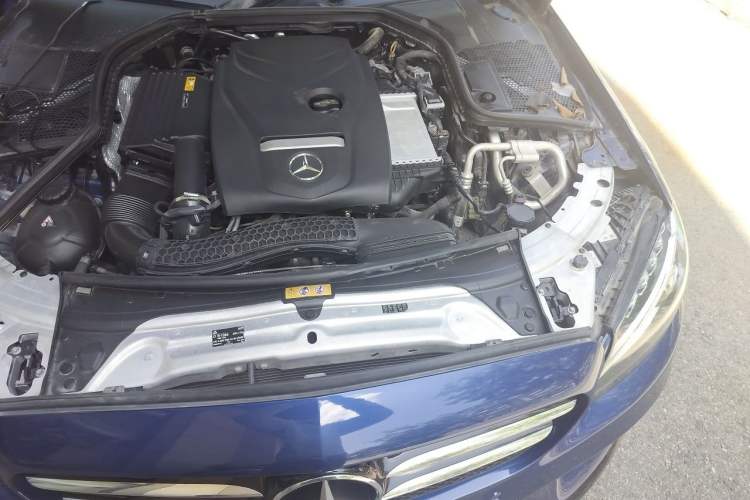 Used Mercedes-Benz C-Class 2018 C 200 Sport Edition Engine Bay Left