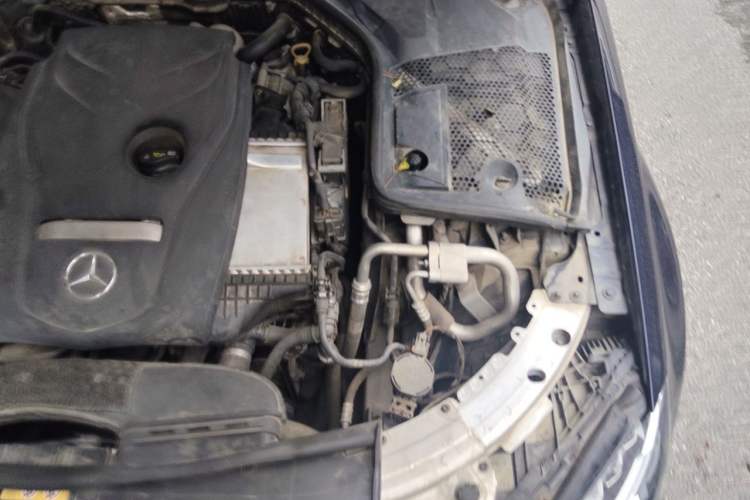 Used Mercedes-Benz C-Class 2018 C 200 L Sport Edition Engine Bay Left