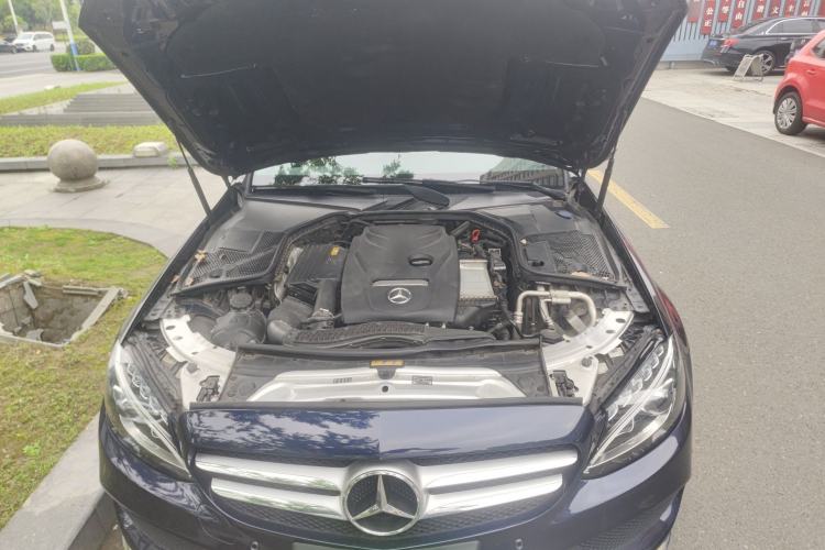 Used Mercedes-Benz C-Class 2018 C 180 L Fashion Edition Sport Version Engine Bay
