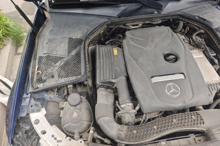 Used Mercedes-Benz C-Class 2018 C 200 L Sport Edition Engine Bay Right