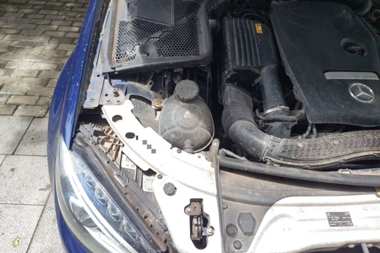 Used Mercedes-Benz C-Class 2018 C 200 L Sport Edition Engine Bay Right