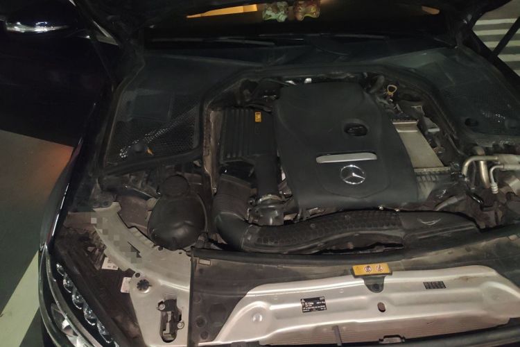Used Mercedes-Benz C-Class 2018 C 200 L Engine Bay Right