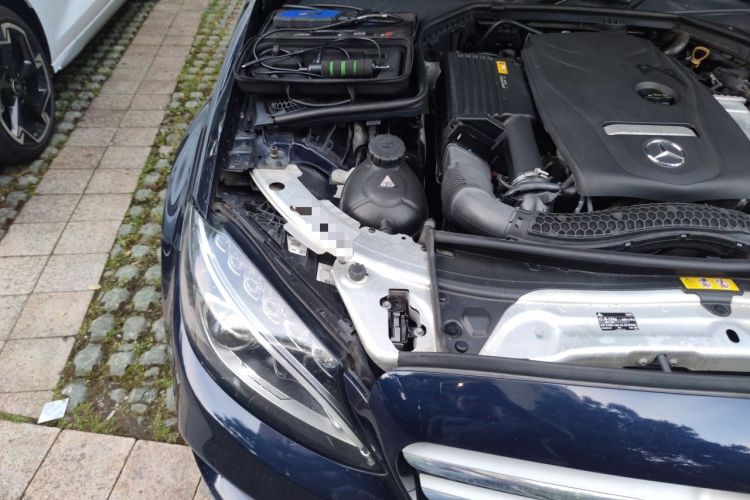 Used Mercedes-Benz C-Class 2018 C 200 L Sport Edition Engine Bay Right