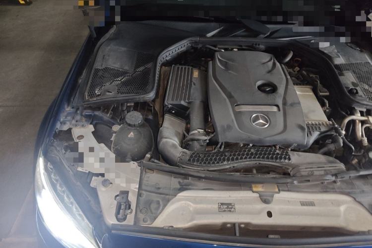 Used Mercedes-Benz C-Class 2018 C 180 L Fashion Edition Sport Version Engine Bay Right