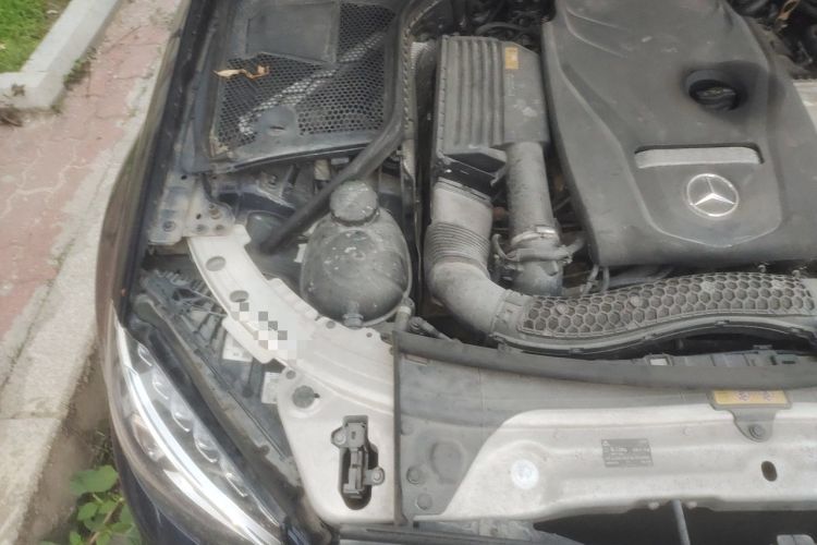 Used Mercedes-Benz C-Class 2018 C 200 L Sport Edition Engine Bay Right