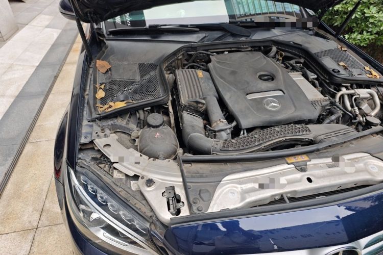Used Mercedes-Benz C-Class 2018 C 200 L Sport Edition Engine Bay Right