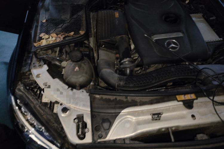 Used Mercedes-Benz C-Class 2018 C 200 L Sport Edition Engine Bay Right