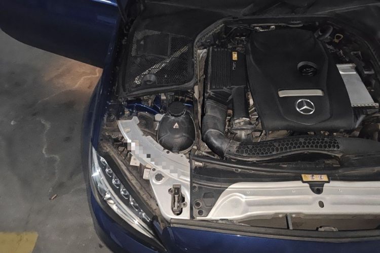 Used Mercedes-Benz C-Class 2018 C 200 Coupe Engine Bay Right