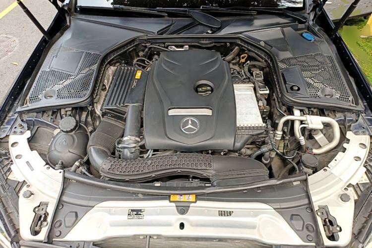 Used Mercedes-Benz C-Class 2018 C 200 L Sport Edition Engine Bay