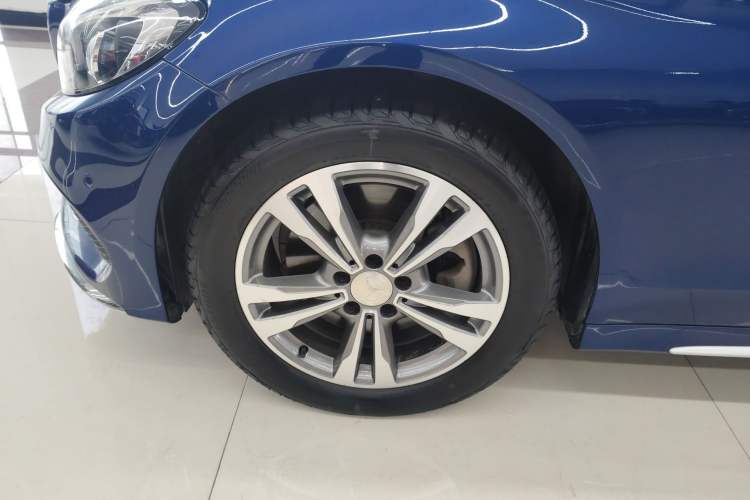 Used Mercedes-Benz C-Class 2018 C 200 L Sport Edition Exterior 2