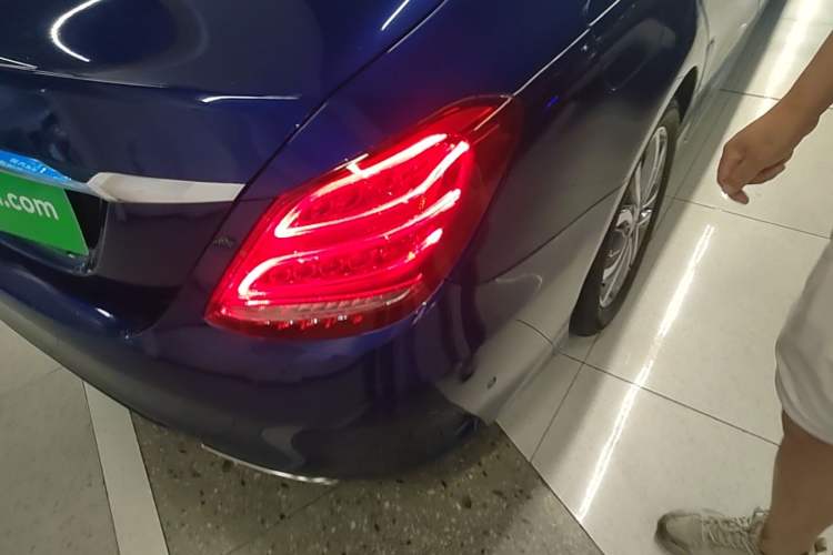 Used Mercedes-Benz C-Class 2018 C 180 L Fashion Edition Sport Version Exterior 3