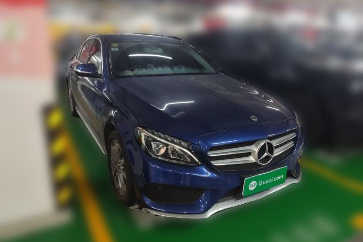 Used Mercedes-Benz C-Class 2018 C 180 L Fashion Edition Sport Version Front Right 45 Deg